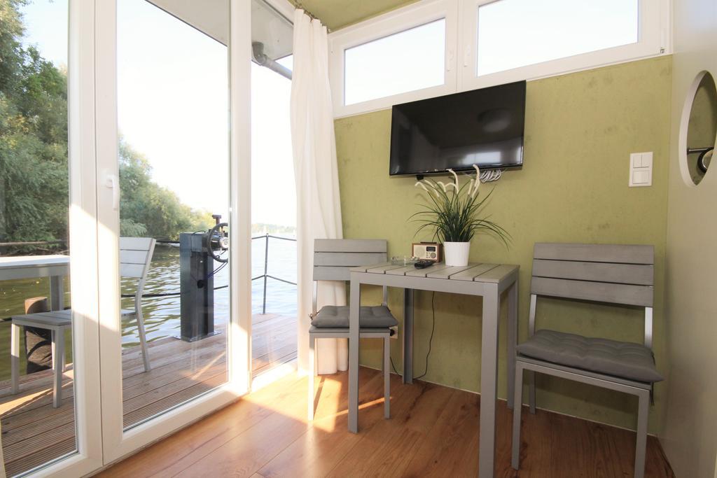 Cosy Houseboat Wannsee * Berlino